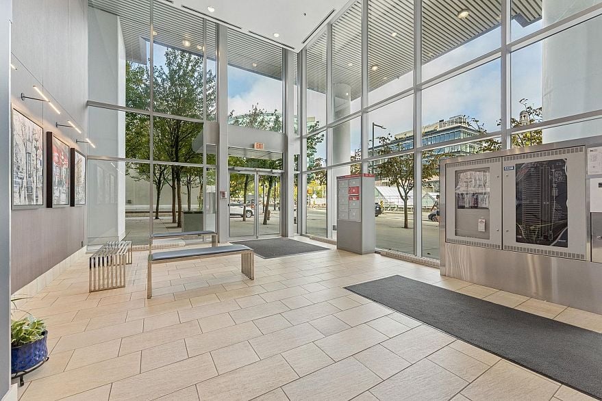 2209 602 Citadel Parade