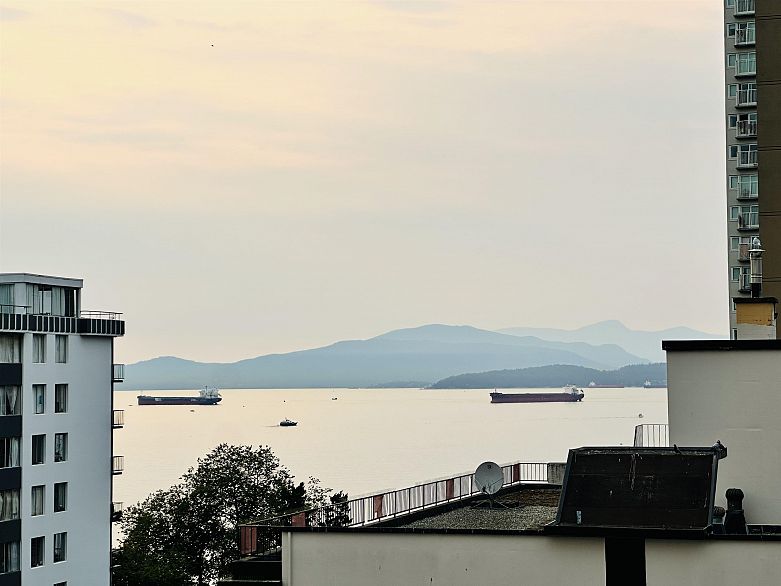 1002 1251 Cardero Street