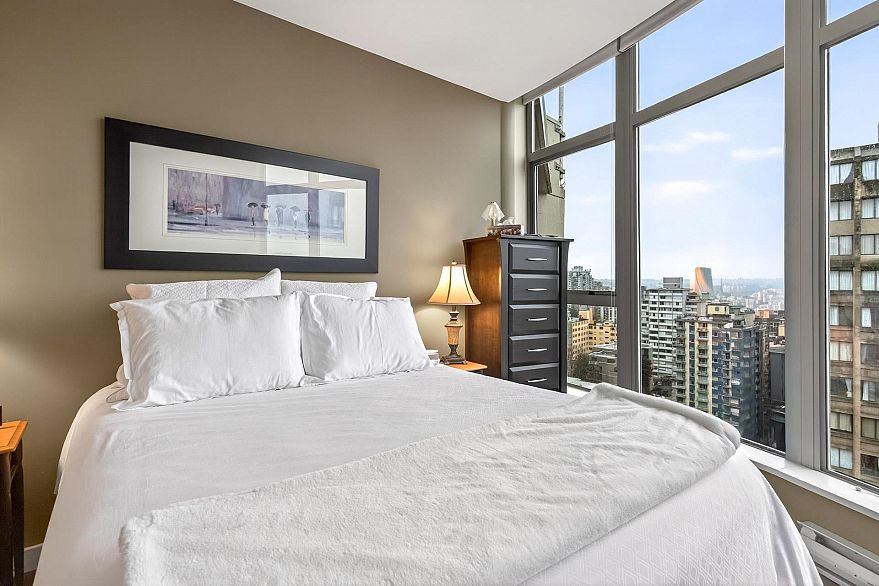 1904 1277 Nelson Street