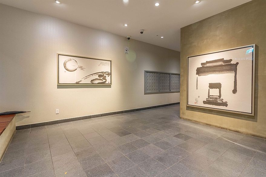 1810 188 Keefer Street