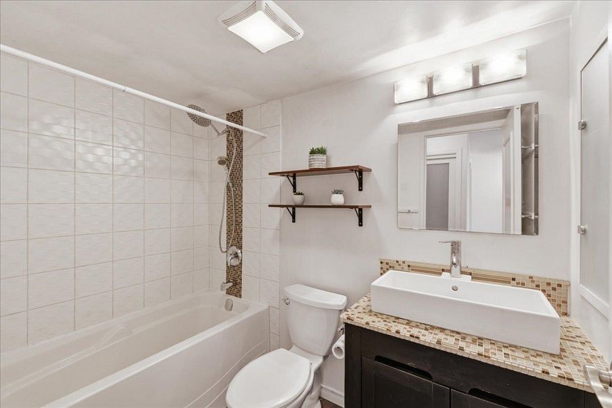 304 1864 Frances Street