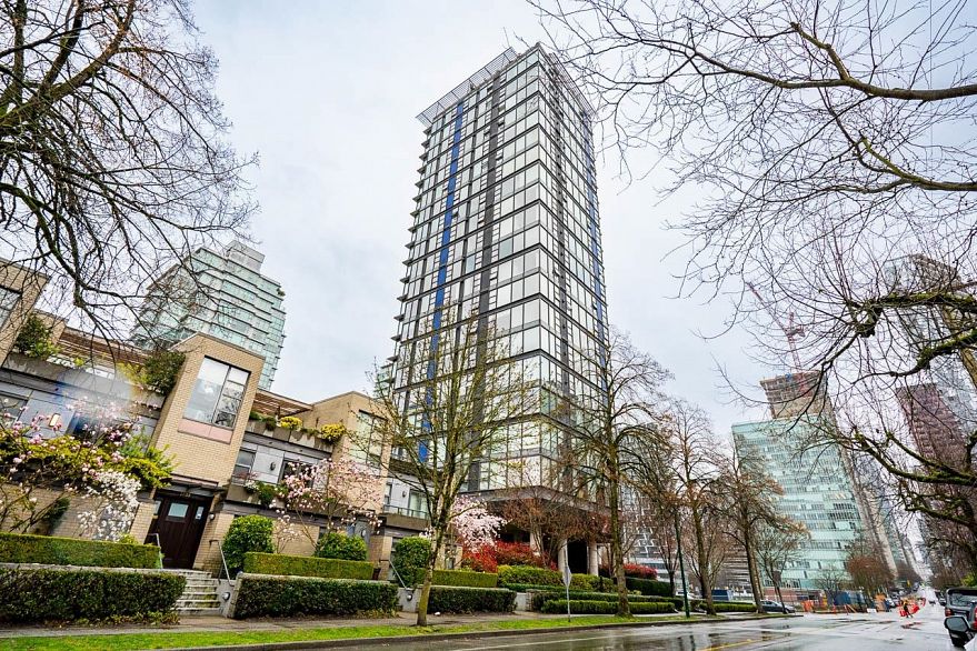 1008 1723 Alberni Street