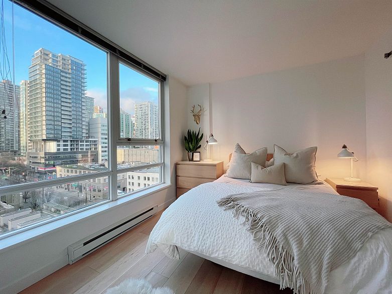 1110 928 Beatty Street