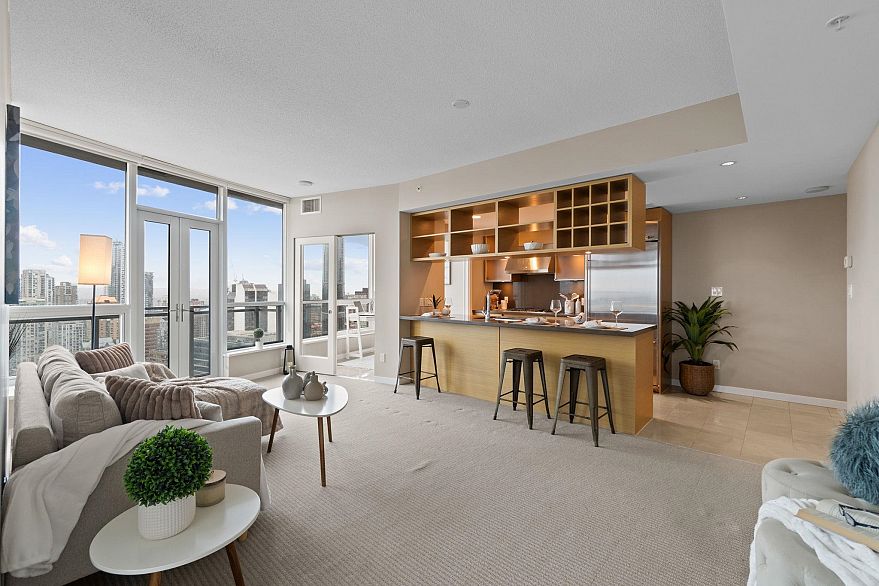 3104 833 Seymour Street