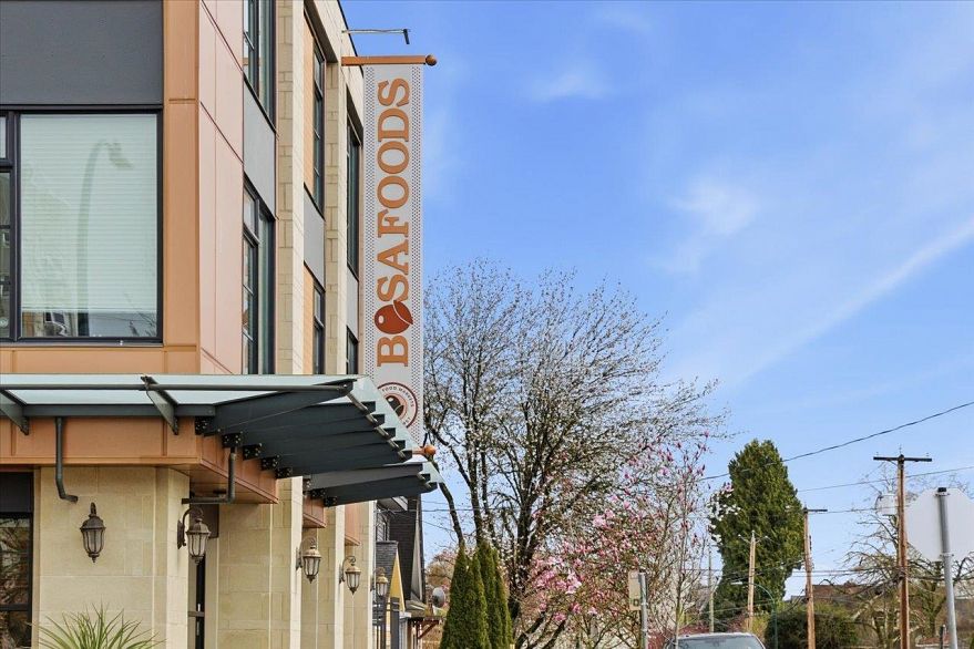 304 1864 Frances Street