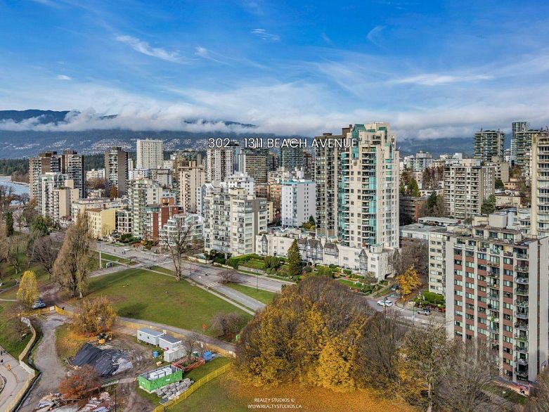 302 1311 Beach Avenue