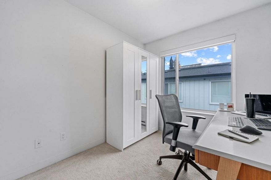 216 455 E 16th Avenue