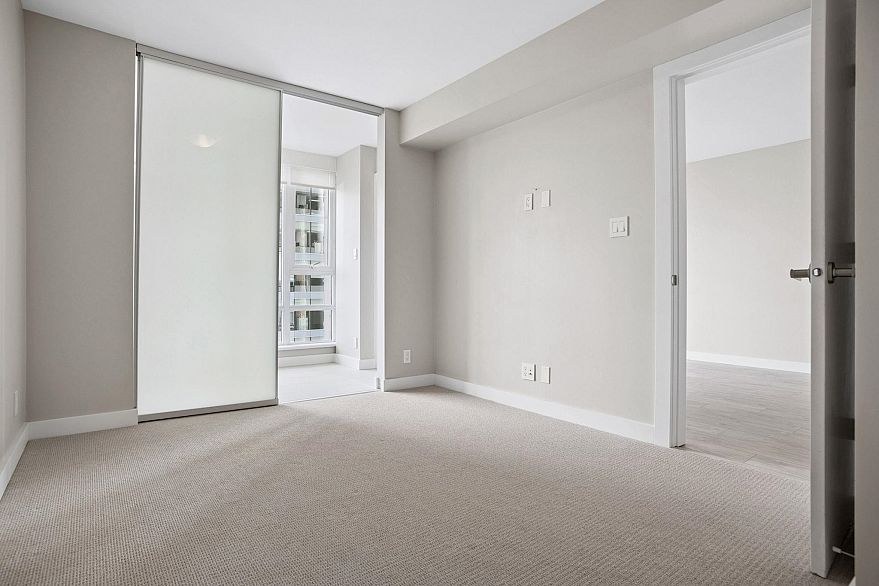 715 1618 Quebec Street