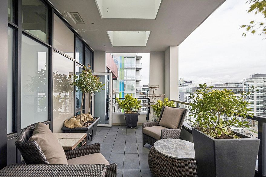 1202 1788 Ontario Street