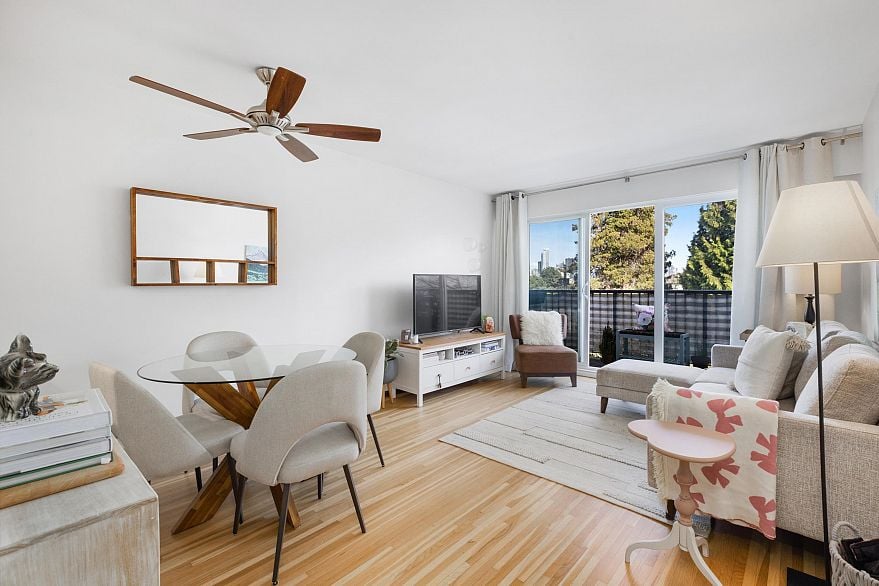 303 2125 W 2nd Avenue