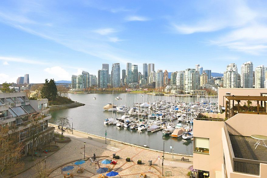 533 666 Leg In Boot Square