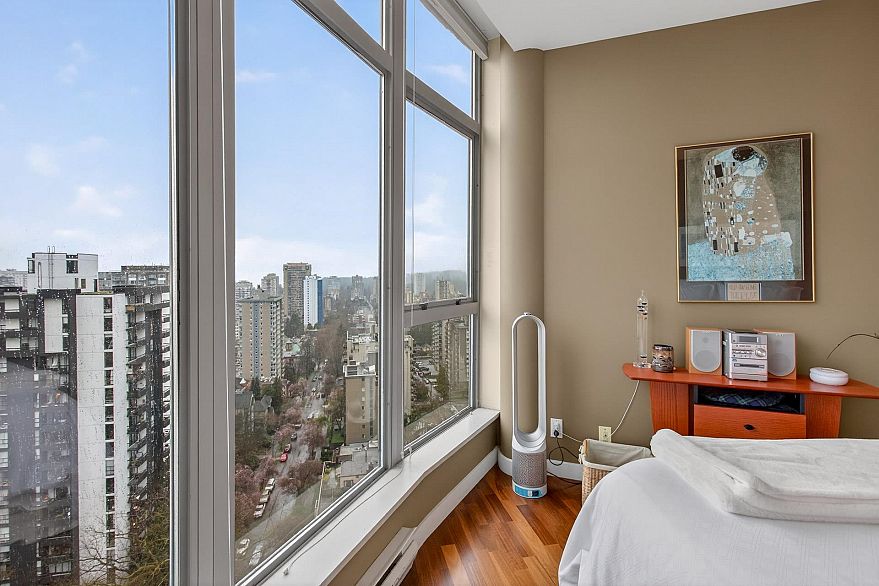 1904 1277 Nelson Street