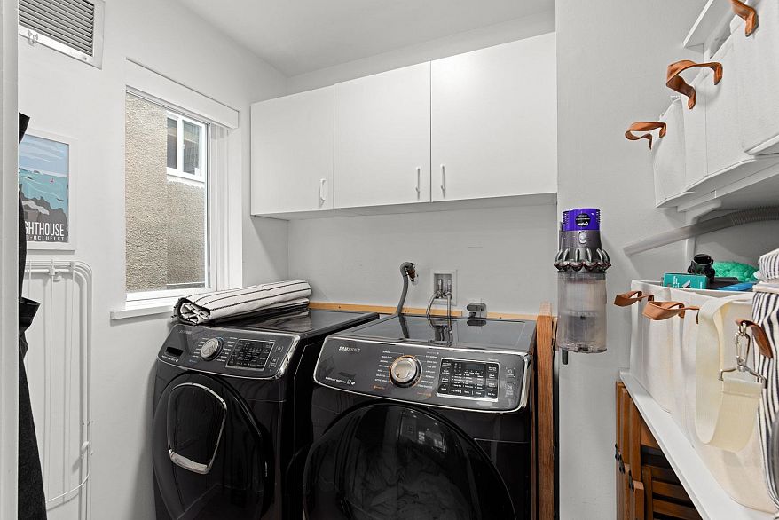 201 2238 W 2nd Avenue