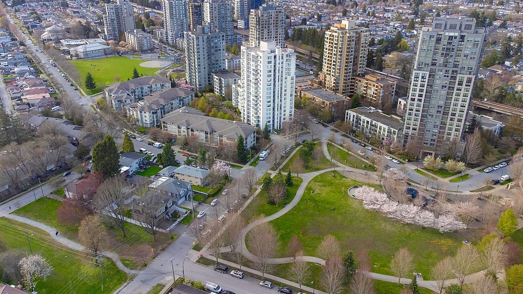 1209 3588 Crowley Drive