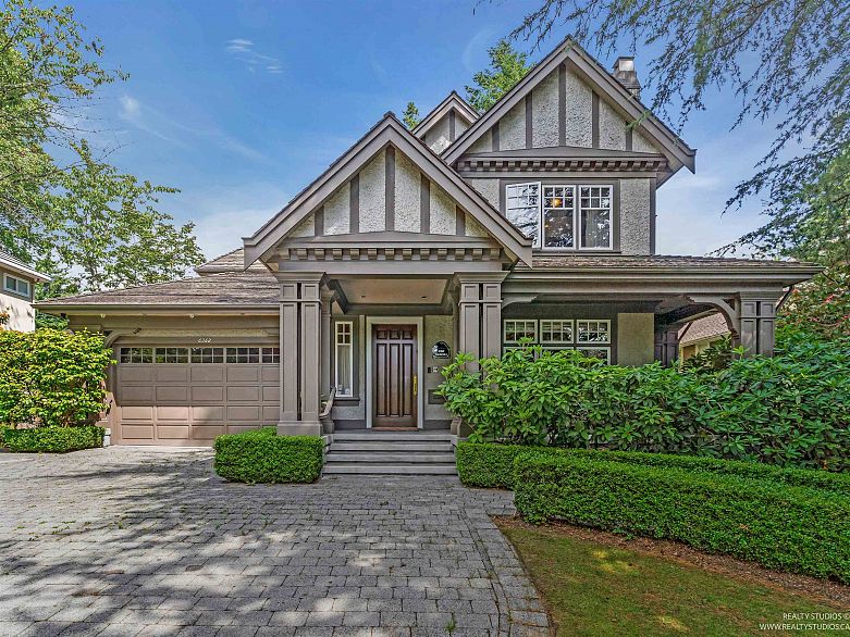 6362 Churchill Street