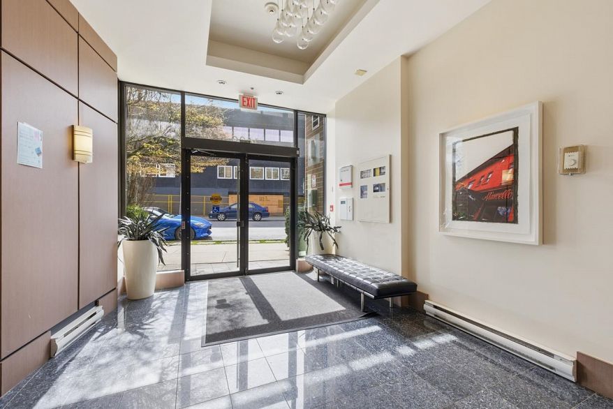 PH-8 1689 13th Avenue