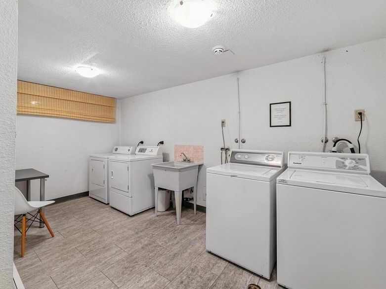 101 2910 Ontario Street