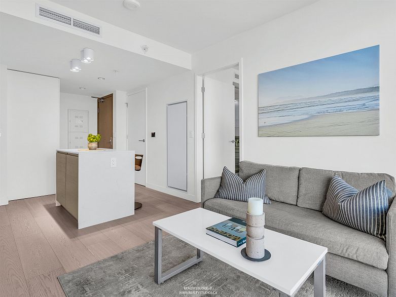 2702 1289 Hornby Street