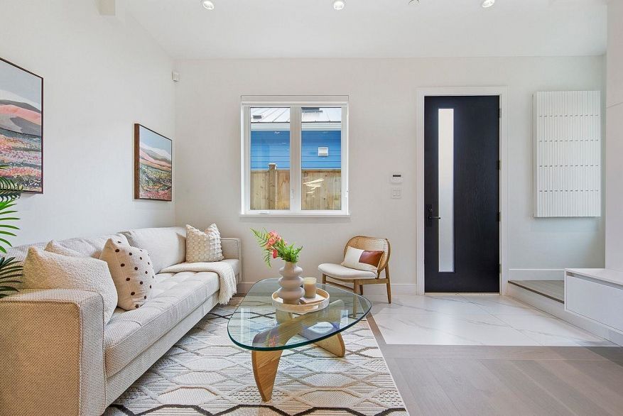 4021 West 18th Avenue