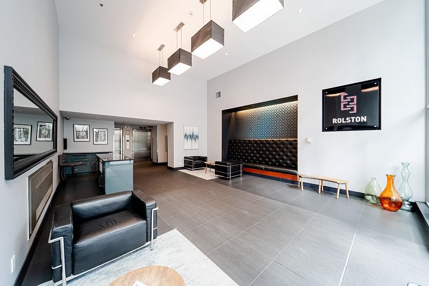 1703 1325 Rolston Street