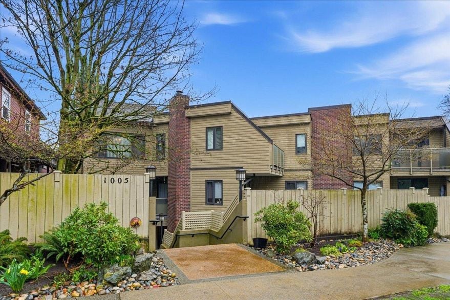 101 1005 W 7th Avenue