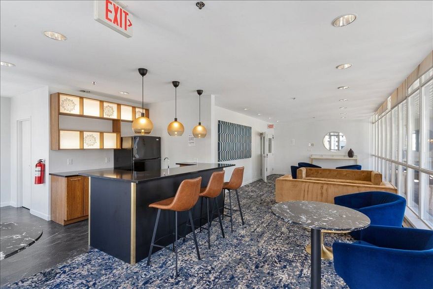 310 1155 Seymour Street