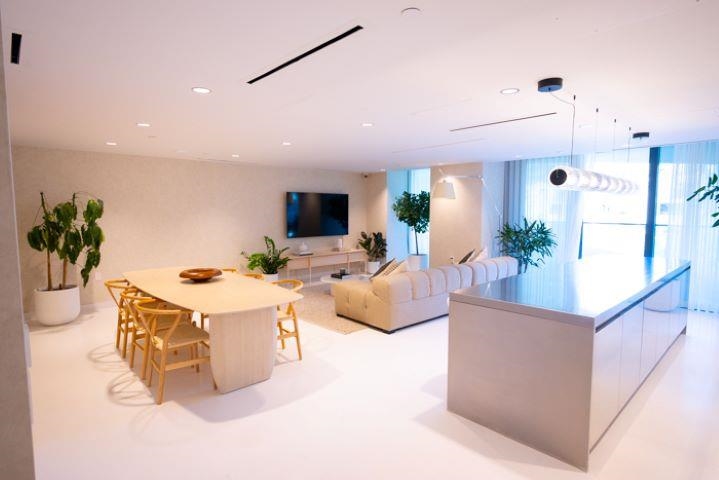 2204 1033 Nelson Street