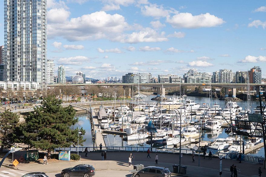 505 1201 Marinaside Crescent