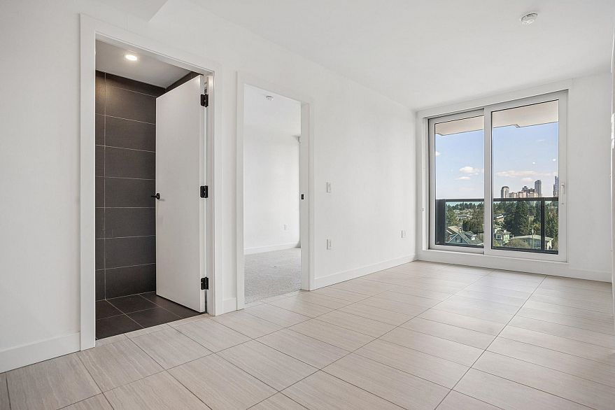 804 5058 Joyce Street