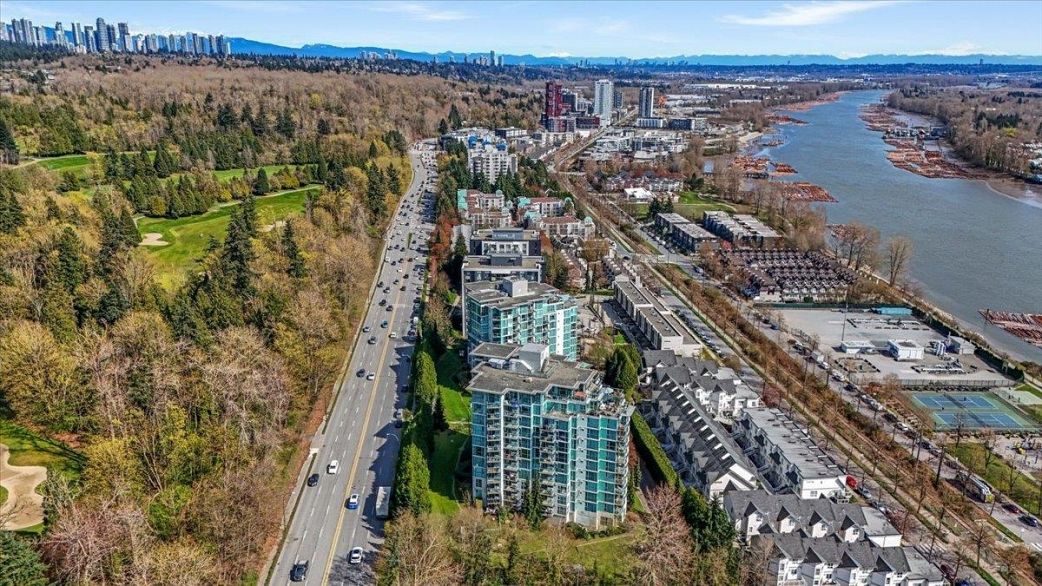 909 2733 Chandlery Place