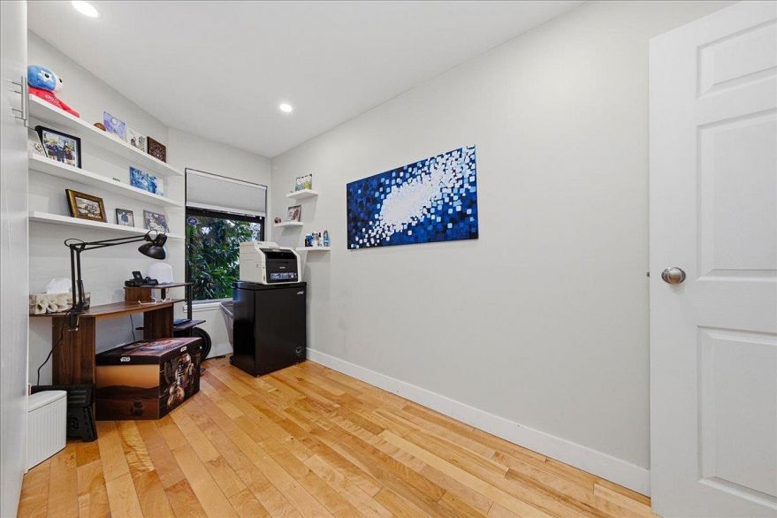 101 1005 W 7th Avenue