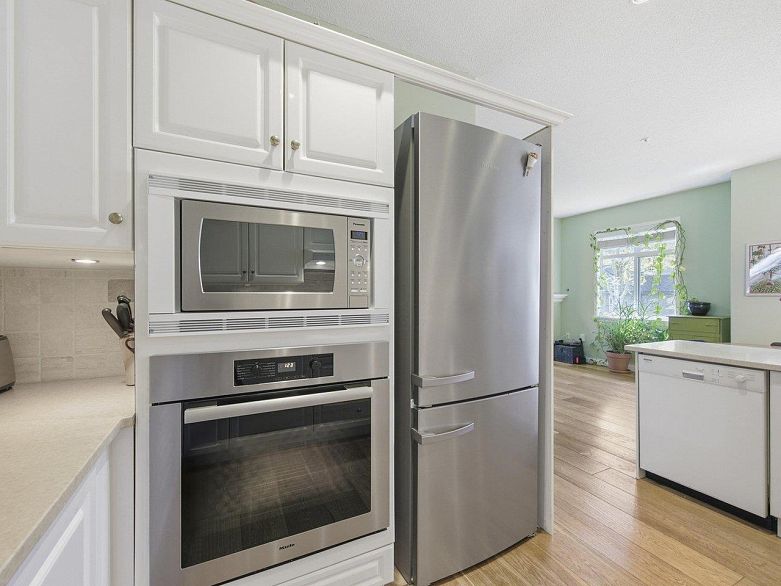 31 5650 Hampton Place