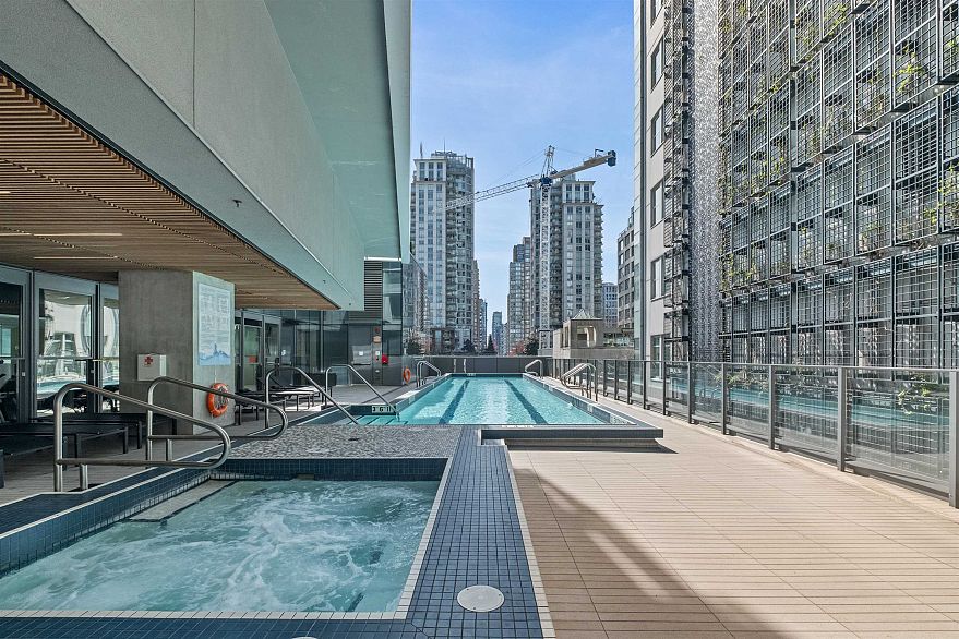 3511 777 Richards Street