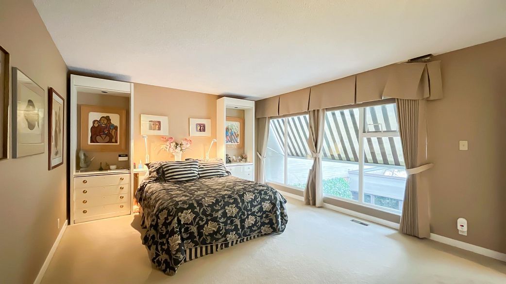 326 Greensboro Place