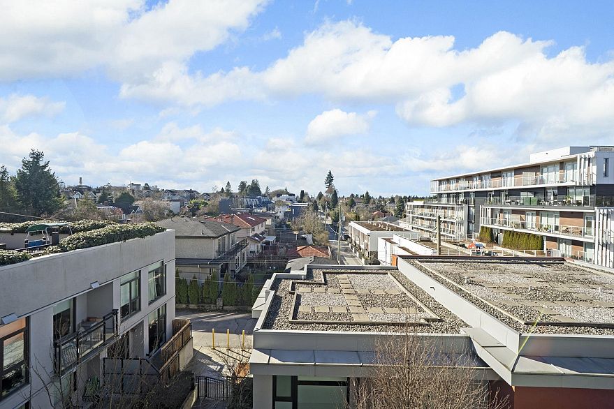 401 4171 Cambie Street