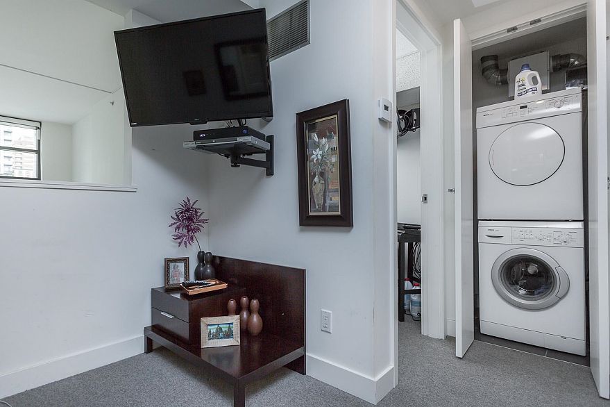 104 1168 Richards Street