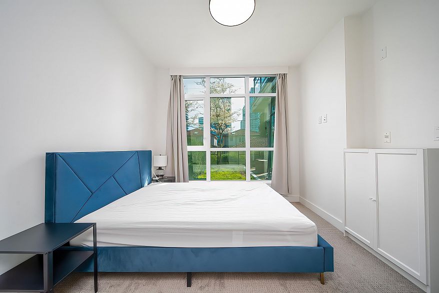 106 458 W 63rd Avenue