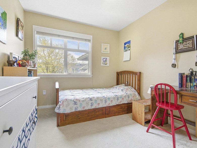 31 5650 Hampton Place