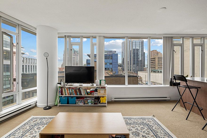 718 610 Granville Street