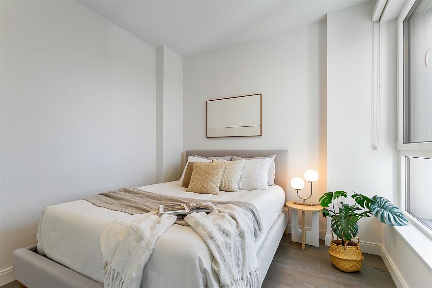 302 4908 Cambie Street