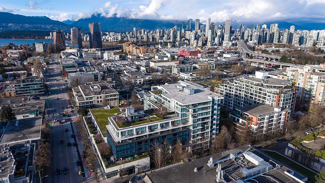 820 1777 W 7th Avenue