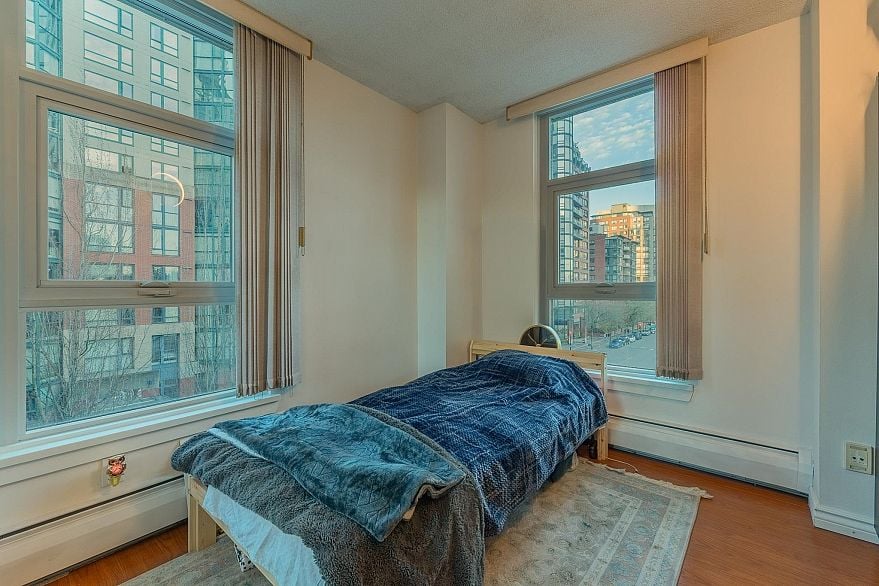 505 388 Drake Street