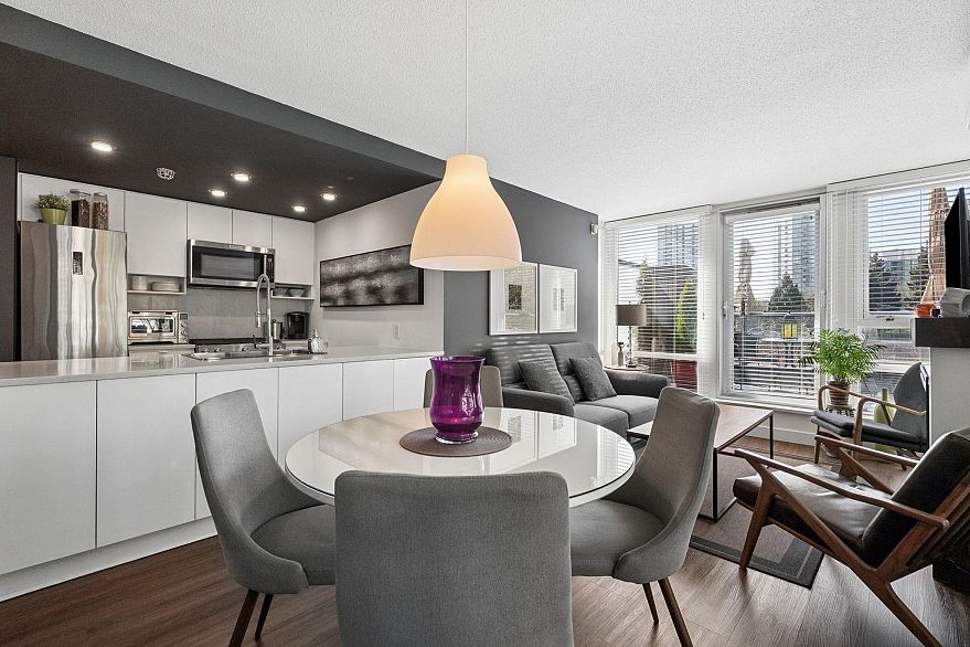 310 939 Expo Boulevard