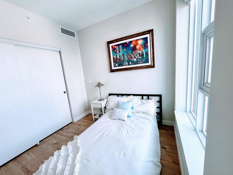 1205 3430 E Kent Avenue South