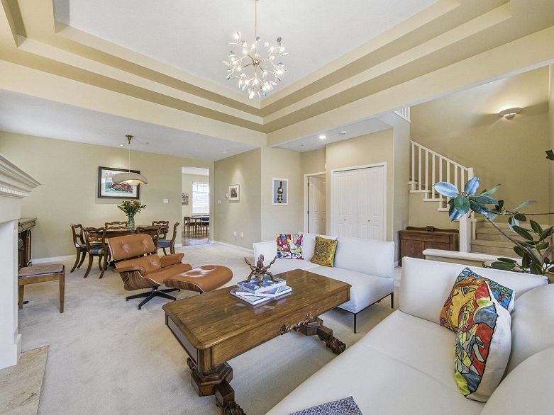 31 5650 Hampton Place