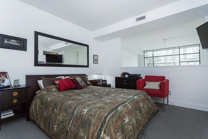 104 1168 Richards Street