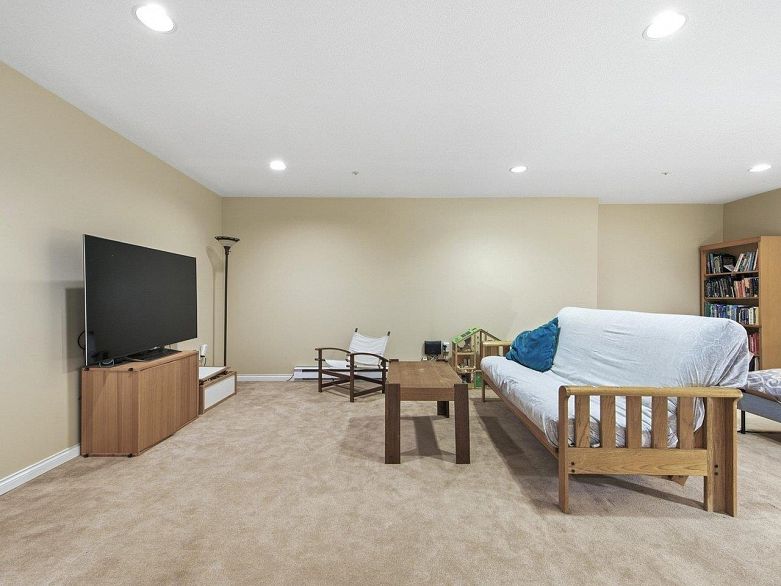 31 5650 Hampton Place