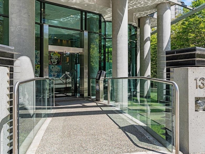 2908 1331 W Georgia Street