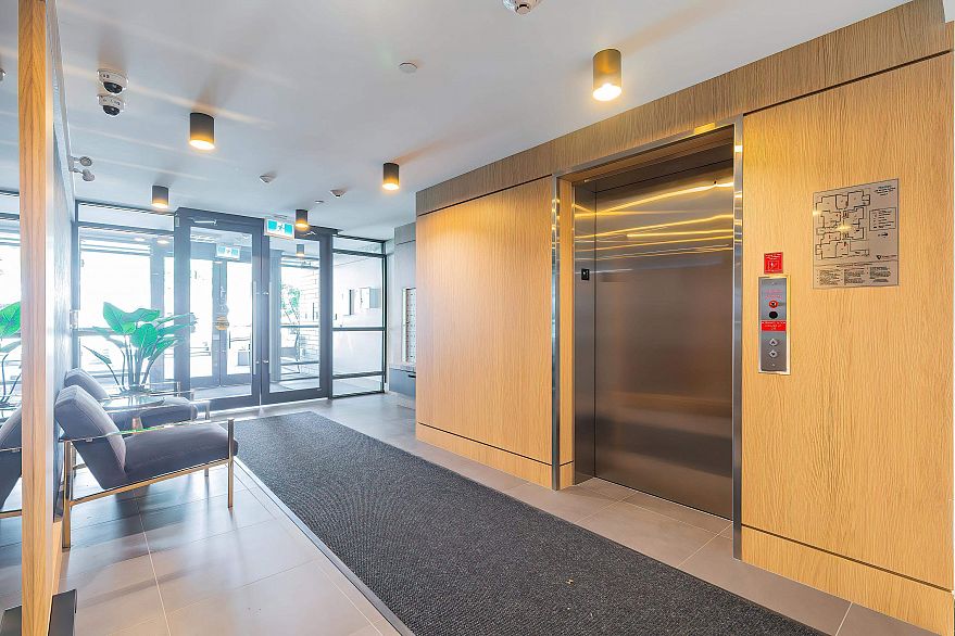 106 458 W 63rd Avenue