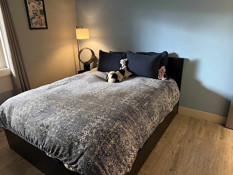 117 2416 W 3rd Avenue